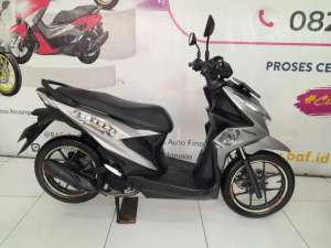 Jual bekas HONDA BEAT STRRET TOP 2023,lokasi di Surabaya Kota
