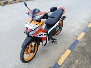 Jual bekas Honda Blade 125cc orange standar,lokasi di  ,Samarinda Kota