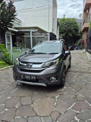 Jual bekas Honda BR-V 2017 Bensin,lokasi di Bandung Kota