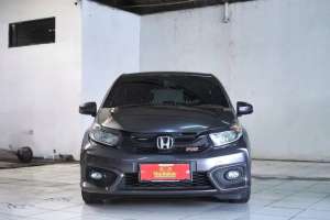 Jual bekas Honda Brio 1.2 RS CVT tahun 2021 Abu abu grey Matic AT DP minim 27 jt,lokasi di  ,Jakarta Timur
