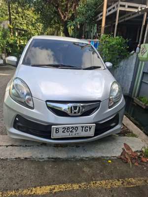 Jual bekas Honda Brio 2013 Bensin,lokasi di Jakarta Utara