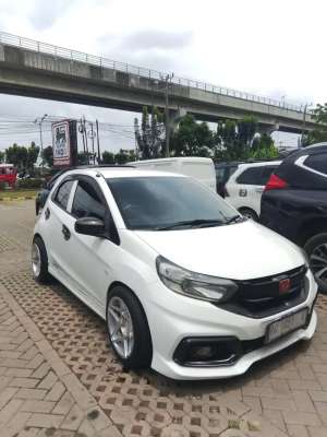 Jual bekas Honda Brio 2014 Bensin,lokasi di Palembang Kota