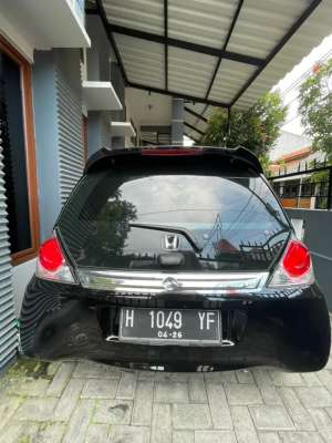 Jual bekas Honda Brio 2015 Bensin,lokasi di Semarang Kota