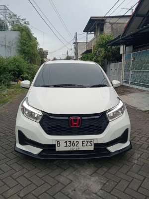 Jual bekas HONDA BRIO E 1.2 CVT 2023,lokasi di Tangerang Kota