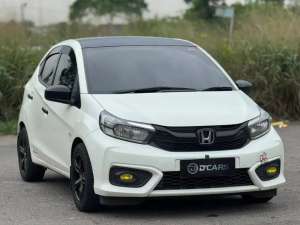Jual bekas HONDA BRIO E 2023 MATIC ISTIMEWA,lokasi di Madiun Kab.