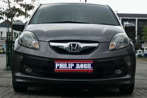 Jual bekas Honda Brio E AT 2015 Abu Baja Tangan 1 Pajak 2027 Siap Pakai,lokasi di Tangerang Kota