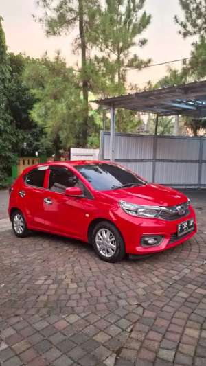 Jual bekas Honda Brio e cvt 2022,lokasi di Bogor Kota
