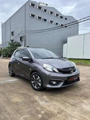 Jual bekas Honda Brio E CVT matic 2017 bekas murah,lokasi di Jakarta Barat