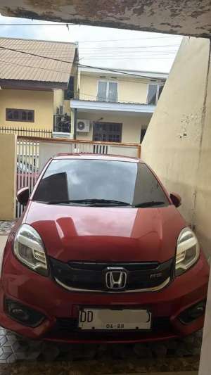 Jual bekas Honda Brio RS 1.2 Automatic,lokasi di Makassar Kota