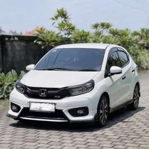 Jual bekas Honda Brio RS 1.2 CVT CKD 2022 AT,lokasi di Jakarta Selatan