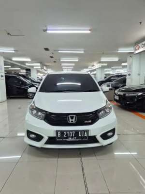 Jual bekas Honda brio RS atkm 3rban2022 putih spt baru,lokasi di Jakarta Pusat