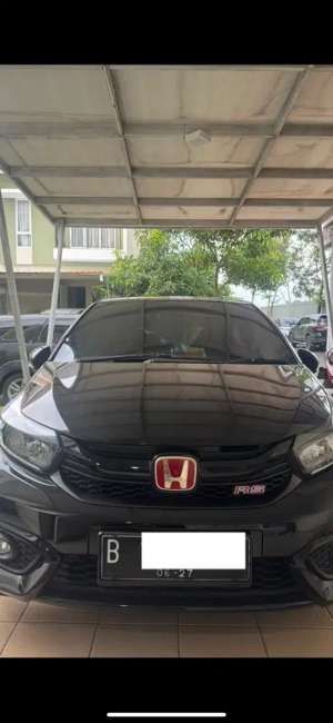 Jual bekas HONDA BRIO RS AT GANTENGGG BGT,lokasi di Makassar Kota