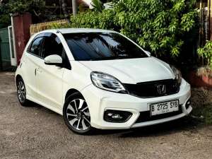 Jual bekas HONDA BRIO RS AT PUTIH 2018 TDP 6JT,lokasi di  ,Bekasi Kota