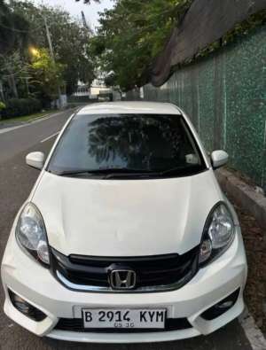 Jual bekas HONDA BRIO SATYA 1.2 E BENSIN-MT 2017,lokasi di Jakarta Utara