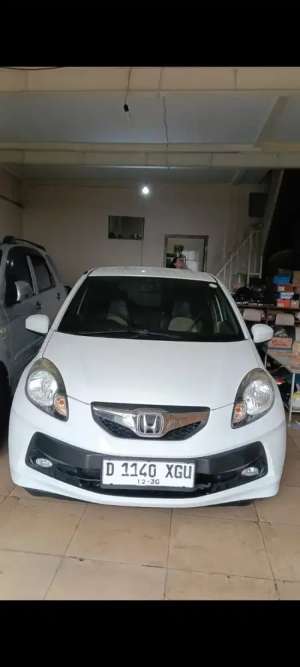 Jual bekas Honda Brio Satya 2015 Bensin,lokasi di Bandung Kab.