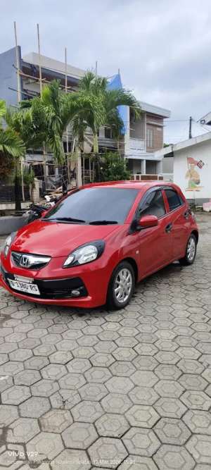 Jual bekas Honda Brio Satya 2015 Bensin,lokasi di Gowa Kab.