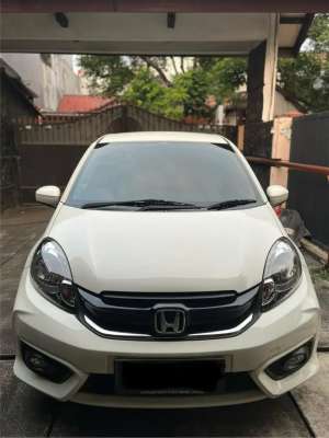 Jual bekas Honda Brio Satya 2018 AT TANGAN PERTAMA,lokasi di Jakarta Selatan