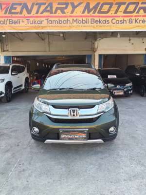 Jual bekas Honda BRV 1.5 E CVT Automatic 2017 BR-V Hijau Tua Terawat Bagus Keren,lokasi di Palembang Kota