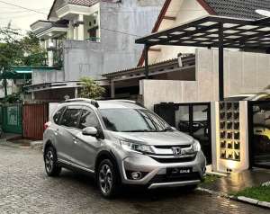 Jual bekas Honda BRV 2016 E AT Matic Model 2017 Istimewa non prestige,lokasi di Depok Kota