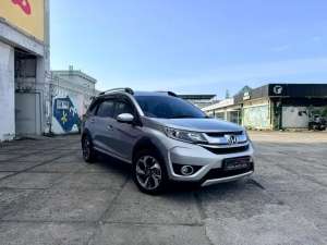 Jual bekas HONDA BRV BR-V E CVT 2017 PAKE 2018 KILOMETER RENDAH AT SILVER GRESS,lokasi di Jakarta Utara
