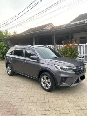 Jual bekas Honda BRV E CVT 2022,lokasi di Madiun Kota