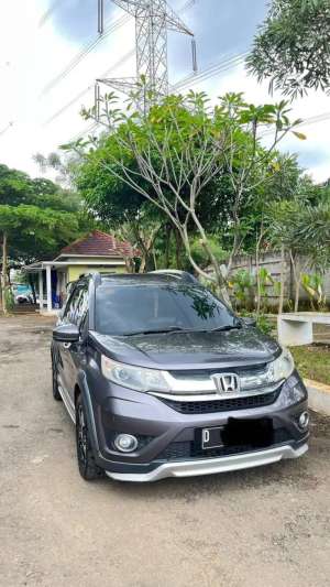Jual bekas HONDA BRV PRESTIGE 2016 AT NEGO,lokasi di Bandung Kota
