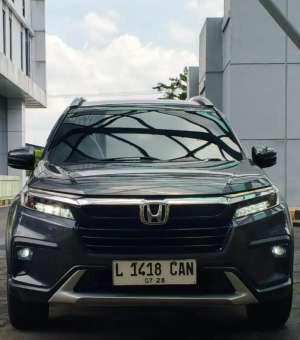Jual bekas HONDA BRV PRESTIGE CVT 2023 ABU-ABU MEWAH MURAH BERKUALITAS,lokasi di Surabaya Kota