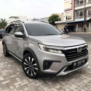 Jual bekas Honda Brv Prestige Sensing 2022 AT,lokasi di Medan Kota