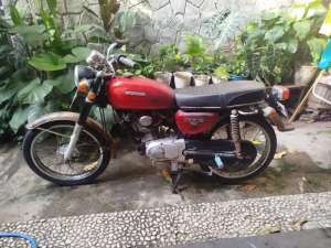 Jual bekas Honda cb 100 tahun 1976,lokasi di Jakarta Barat