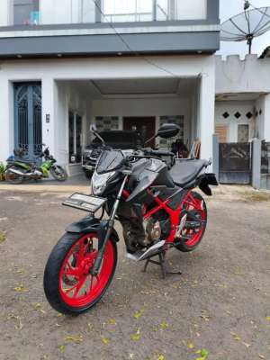 Jual bekas Honda CB 150R 2016 Streetfire Pajak Hidup,lokasi di Bogor Kota