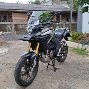 Jual bekas Honda CB 150X 2022 KM 7 Ribu Perak,lokasi di Bogor Kota