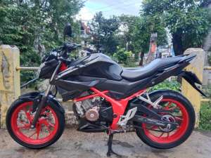Jual bekas Honda CB150R LED th 2020 boleh cash atau kredit,lokasi di Depok Kota