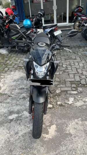 Jual bekas Honda CB150R Streetfire 2020,lokasi di Bekasi Kab.