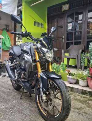 Jual bekas Honda CB150R StreetFire Tahun 2022 USD,lokasi di  ,Jakarta Timur