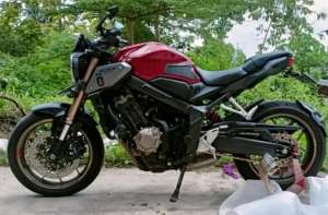 Jual bekas Honda CB650R 2024,lokasi di Sumedang Kab.