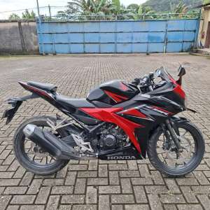 Jual bekas Honda cbr 150 cc,lokasi di Banjarbaru Kota