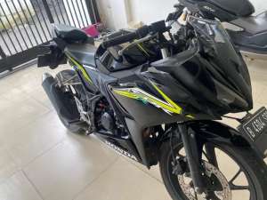 Jual bekas Honda CBR 150R 2017,lokasi di Jakarta Selatan
