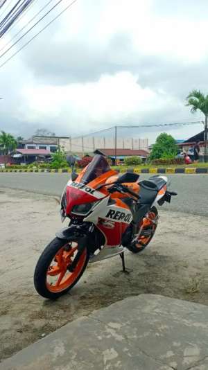 Jual bekas Honda CBR 150r Repsol,lokasi di  ,Balikpapan Kota