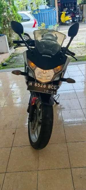 Jual bekas HONDA CBR 250 r Thailand,lokasi di Kudus Kab.