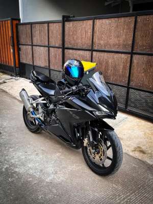 Jual bekas Honda cbr 250rr 2019,lokasi di Depok Kota