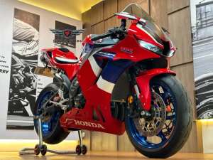 Jual bekas Honda CBR 600 RR Fireblade,lokasi di  ,Surabaya Kota
