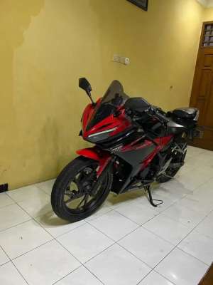 Jual bekas Honda Cbr150r 2017,lokasi di Kudus Kab.