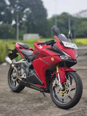Jual bekas Honda CBR250RR NON ABS KM 3000,lokasi di  ,Jakarta Pusat