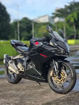 Jual bekas Honda CBR250RR NON ABS Plat T,lokasi di  ,Karawang Kab.
