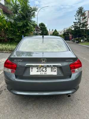 Jual bekas Honda City 2010 Bensin,lokasi di Tangerang Kota