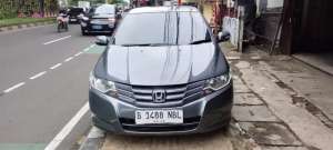 Jual bekas Honda City E 2010 matic,lokasi di Jakarta Timur