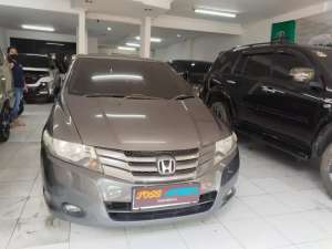 Jual bekas Honda CITY E AT 2010,lokasi di Surabaya Kota