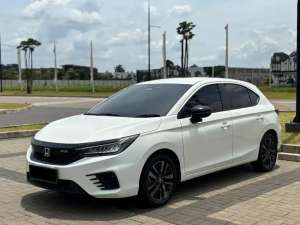 Jual bekas Honda City RS Hatchback 2023 Sensing,lokasi di Jakarta Barat