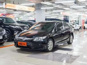 Jual bekas Honda Civic 1.8 Matic 2012 hitam genap,lokasi di  