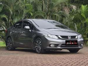 Jual bekas Honda Civic 2015nFB 1.8 MaticnMobil siap pakai No pr mobil irit,lokasi di Jakarta
